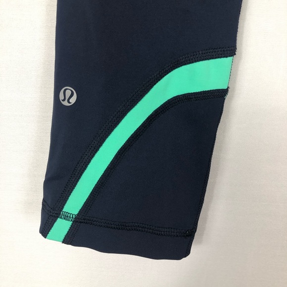 Lululemon inspire crop II - Picture 3 of 3